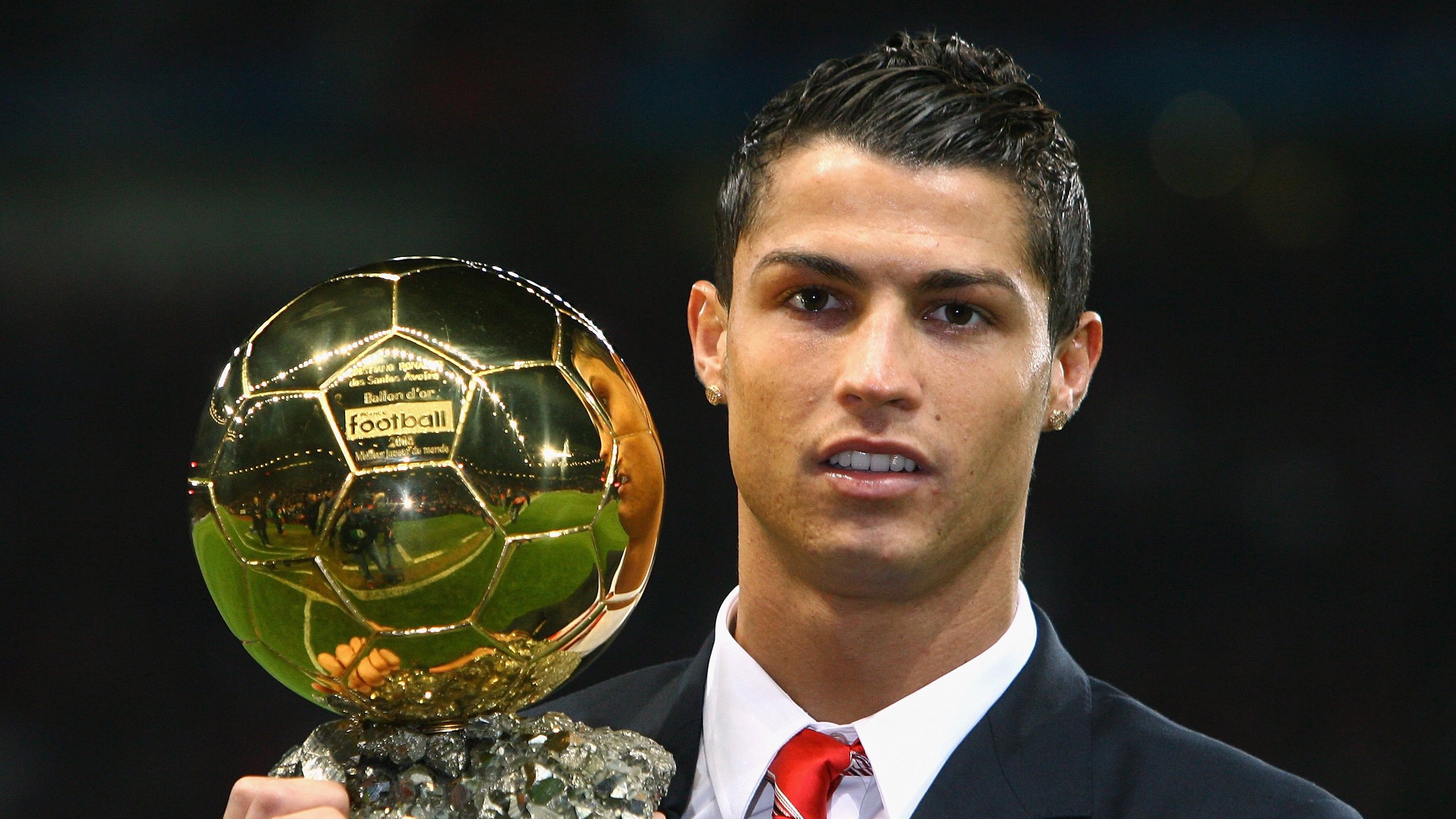 姆巴佩迎来七赛季高光表现，C9球迷沸腾！